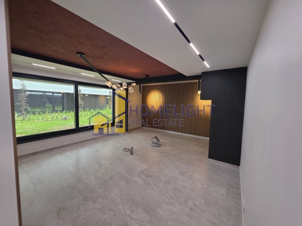 Дава се под наем Офис в София, Славия - 102 кв.м за 1100 € - Снимка #1