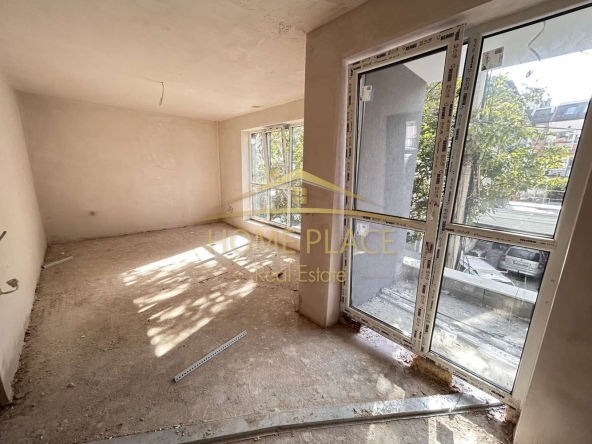 Двустаен апартамент в Варна, Левски - 76 кв.м за 1700 €/кв.м - Снимка #1