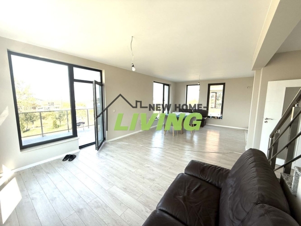 Къща в с. Брестник, Област Пловдив - 185 кв.м за 1676 €/кв.м - Снимка #1