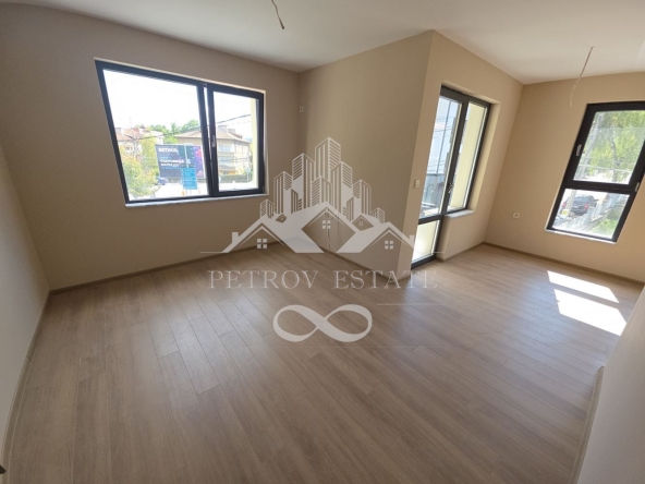 Дава се под наем Двустаен апартамент в Велинград - 59 кв.м за 331.5 € - Снимка #1