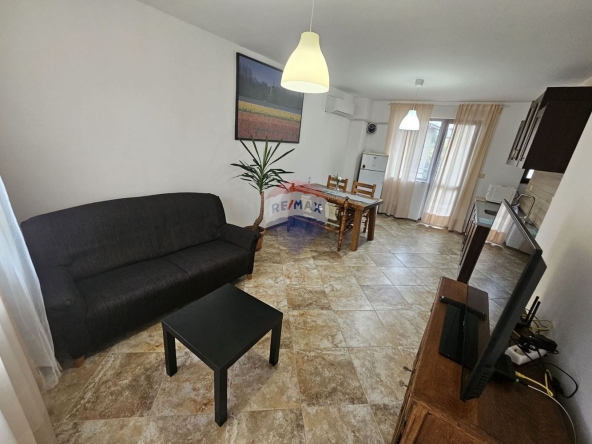 Дава се под наем Тристаен апартамент в Варна, Нептун - 70 кв.м за 700 € - Снимка #1