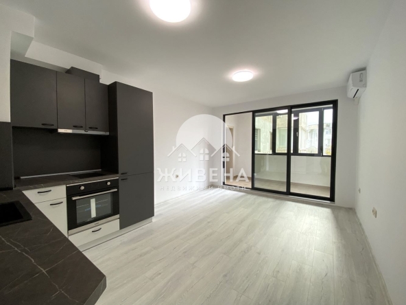 Тристаен апартамент в Варна, Базар Левски - 60 кв.м за 2999 €/кв.м - Снимка #1