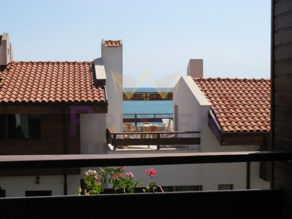 Двустаен апартамент в с. Топола, Област Добрич - 95 кв.м за 1048 €/кв.м - Снимка #1