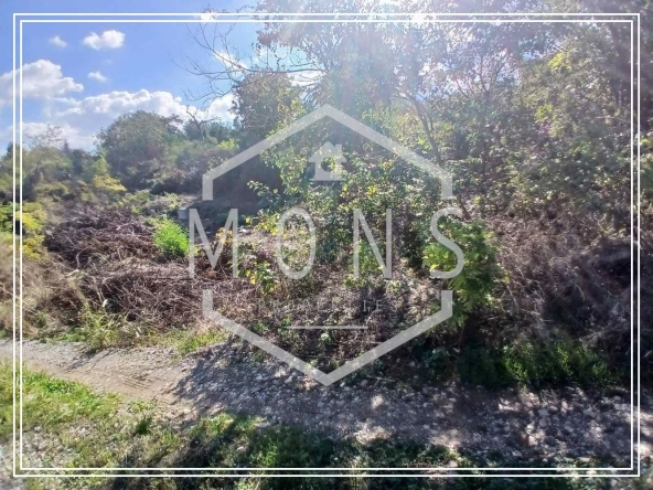 Парцел в Горна Оряховица - 1407 кв.м за 50 €/кв.м - Снимка #1