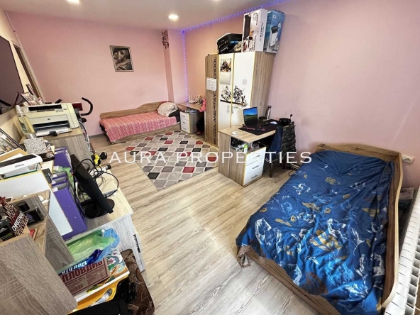 Двустаен апартамент в Разград, Орел - 60 кв.м за 1173 €/кв.м - Снимка #1