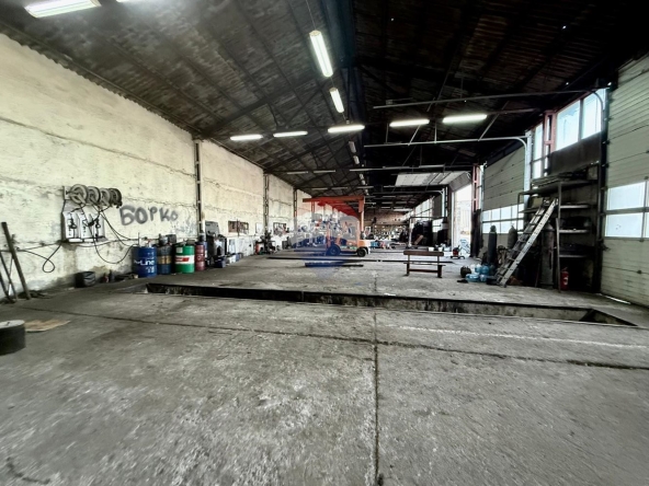 Склад в Балчик - 1385 кв.м за 1300 €/кв.м - Снимка #1