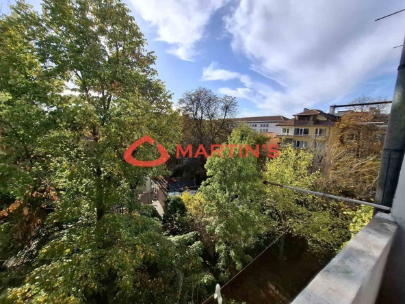 Дава се под наем Двустаен апартамент в София, Център - 68 кв.м за 650 € - Снимка #1