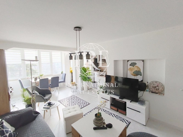 Тристаен апартамент в Варна, Чайка - 82 кв.м за 3281 €/кв.м - Снимка #1