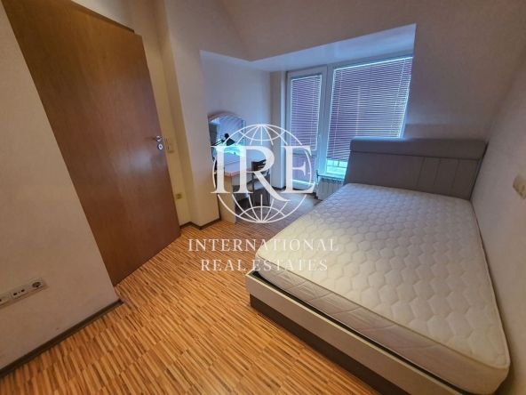 Четиристаен апартамент в Варна, Колхозен пазар - 130 кв.м за 2385 €/кв.м - Снимка #1