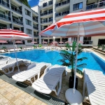 Тристаен апартамент в к.к. Златни пясъци - 110 кв.м за 1000 €/кв.м - Снимка #1