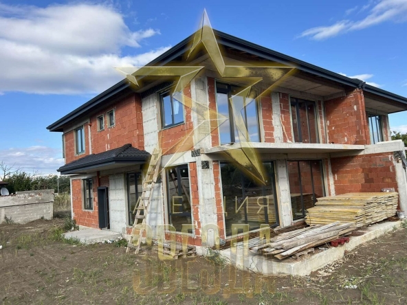 Къща в Пловдив, Беломорски - 280 кв.м за 1250 €/кв.м - Снимка #1