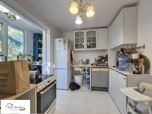 Тристаен апартамент в София, Младост 2 - 84 кв.м за 2441 €/кв.м - Снимка #1