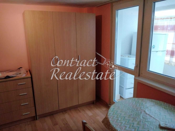 Дава се под наем Едностаен апартамент в Варна, ВИНС - 25 кв.м за 204 € - Снимка #1