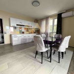 Дава се под наем Тристаен апартамент в Варна, м-т Акчелар - 96 кв.м за 650 € - Снимка #1