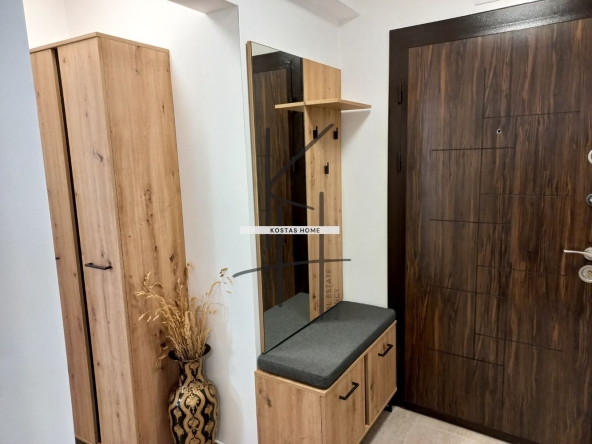 Тристаен апартамент в Варна, Лятно кино Тракия - 110 кв.м за 2500 €/кв.м - Снимка #1