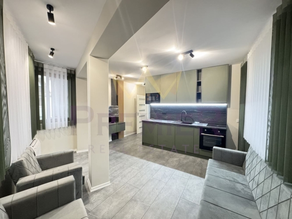Двустаен апартамент в Варна, Бриз - 75 кв.м за 2334 €/кв.м - Снимка #1