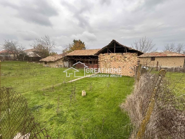 Къща в с. Руец, Област Търговище - 200 кв.м за 255 €/кв.м - Снимка #1