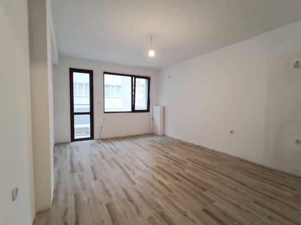 Двустаен апартамент в Велико Търново, Бузлуджа - 66 кв.м за 1637 €/кв.м - Снимка #1