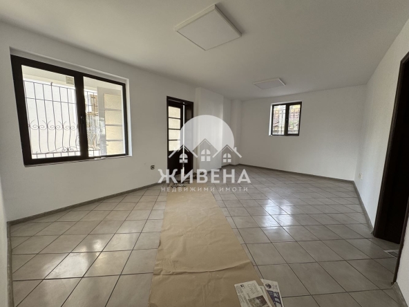 Дава се под наем Офис в Варна, Операта - 110 кв.м за 511 € - Снимка #1