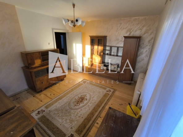 Дава се под наем Двустаен апартамент в София, Княжево - 75 кв.м за 357 € - Снимка #1