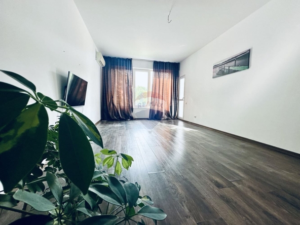 Тристаен апартамент в Балчик - 95 кв.м за 818 €/кв.м - Снимка #1