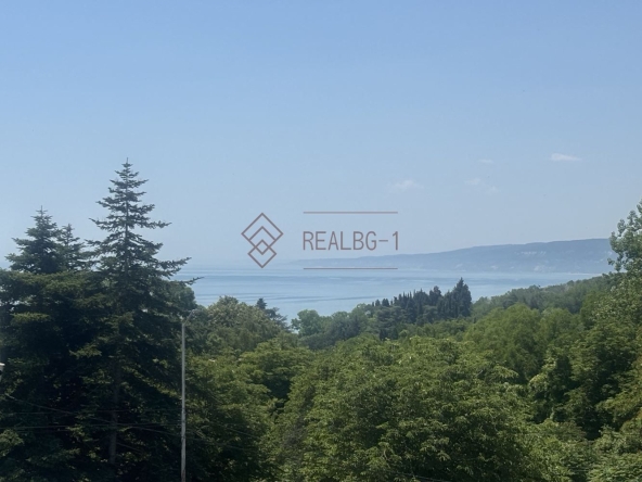 Тристаен апартамент в Балчик - 99 кв.м за 1200 €/кв.м - Снимка #1