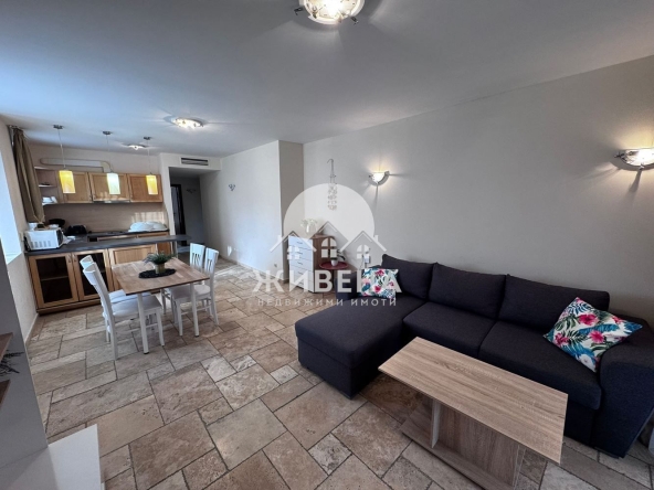 Двустаен апартамент в с. Топола, Област Добрич - 92 кв.м за 827 €/кв.м - Снимка #1