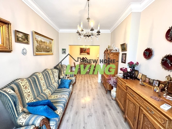 Тристаен апартамент в Пловдив, Кършияка - 100 кв.м за 2200 €/кв.м - Снимка #1