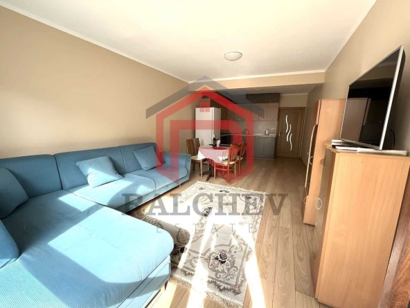 Дава се под наем Тристаен апартамент в Варна, Колхозен пазар - 100 кв.м за 637.5 € - Снимка #1