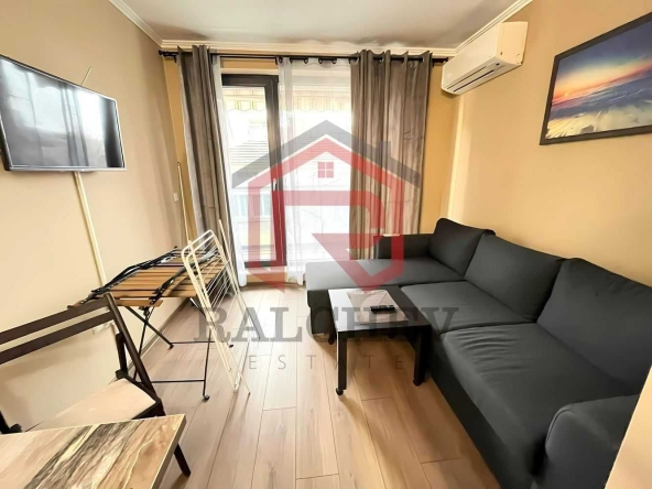 Дава се под наем Двустаен апартамент в Варна, Възраждане 3 - 50 кв.м за 459 € - Снимка #1