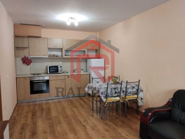 Дава се под наем Двустаен апартамент в Варна, Цветен квартал - 55 кв.м за 382.5 € - Снимка #1