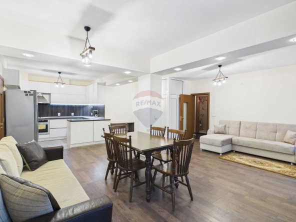 Четиристаен апартамент в Варна, Бриз - 125 кв.м за 1920 €/кв.м - Снимка #1