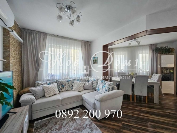 Тристаен апартамент в Варна, Център - 82 кв.м за 2500 €/кв.м - Снимка #1