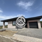 Къща в с. Брестник, Област Пловдив - 194 кв.м за 1341 €/кв.м - Снимка #1