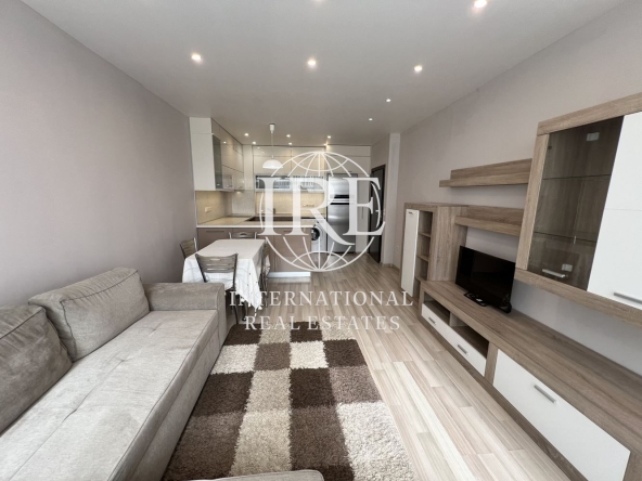 Двустаен апартамент в Варна, Възраждане 1 - 90 кв.м за 1845 €/кв.м - Снимка #1