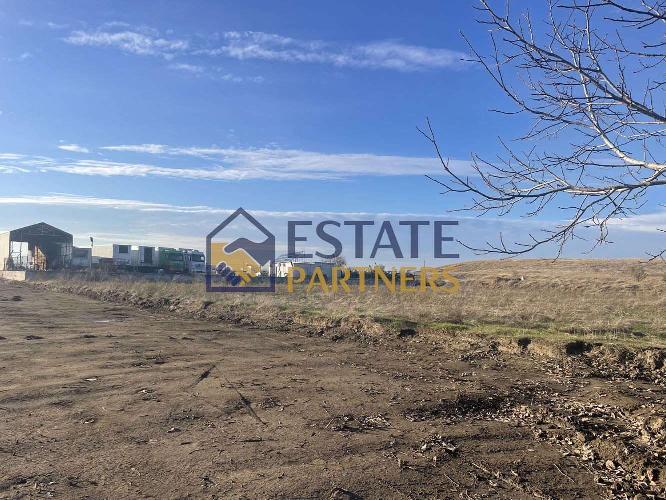 Парцел в с. Златитрап, Област Пловдив - 4765 кв.м за 29 €/кв.м - Снимка #1