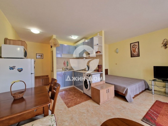 Едностаен апартамент в к.к. Слънчев бряг - 51 кв.м за 1167 €/кв.м - Снимка #1