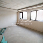 Тристаен апартамент в Шумен, Гривица - 100 кв.м за 1690 €/кв.м - Снимка #1