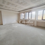 Тристаен апартамент в Шумен, Гривица - 110 кв.м за 1446 €/кв.м - Снимка #1