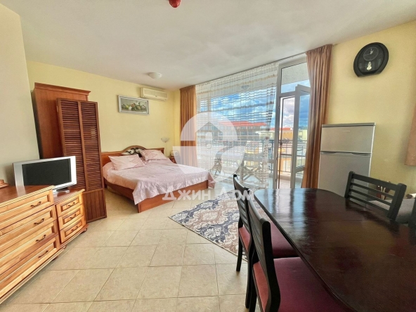 Едностаен апартамент в к.к. Слънчев бряг - 52 кв.м за 1366 €/кв.м - Снимка #1