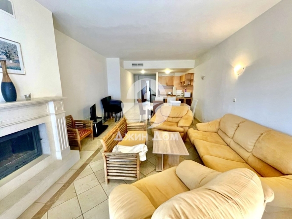 Тристаен апартамент в с. Топола, Област Добрич - 124 кв.м за 1130 €/кв.м - Снимка #1