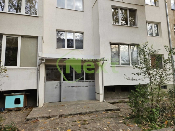 Двустаен апартамент в София, Западен парк - 65 кв.м за 2000 €/кв.м - Снимка #1