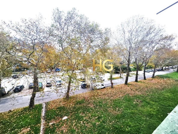 Четиристаен апартамент в Варна, Чайка - 125 кв.м за 1568 €/кв.м - Снимка #1