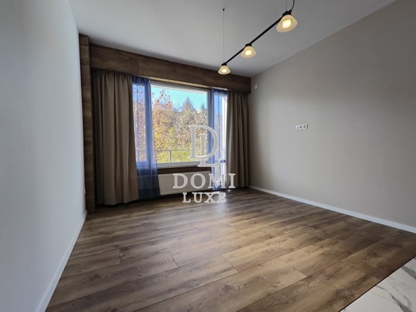 Тристаен апартамент в София, Борово - 90 кв.м за 2456 €/кв.м - Снимка #1