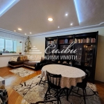 Тристаен апартамент в Шумен, Център - 90 кв.м за 1534 €/кв.м - Снимка #1