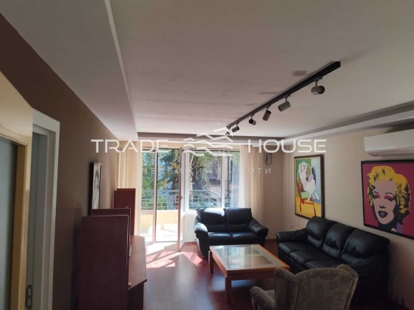 Дава се под наем Многостаен апартамент в Пловдив, Младежки Хълм - 140 кв.м за 860 € - Снимка #1