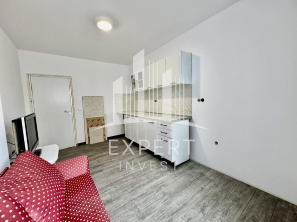 Двустаен апартамент в Варна, Аспарухово - 45 кв.м за 2067 €/кв.м - Снимка #1