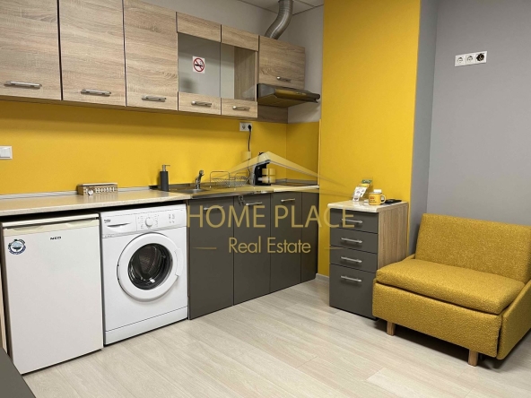 Дава се под наем Едностаен апартамент в Варна, Червен площад - 40 кв.м за 408 € - Снимка #1