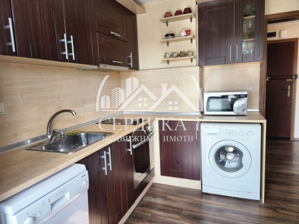 Дава се под наем Тристаен апартамент в София, Лозенец - 80 кв.м за 611.49 € - Снимка #1