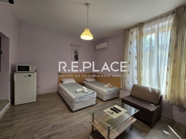 Дава се под наем Едностаен апартамент в Варна, Център - 38 кв.м за 279.99 € - Снимка #1